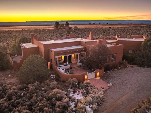 23 Sol Grande Norte, El Prado, NM 87529