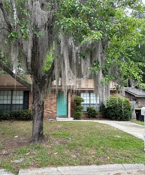 120 Harmon Creek Dr — Photo 1