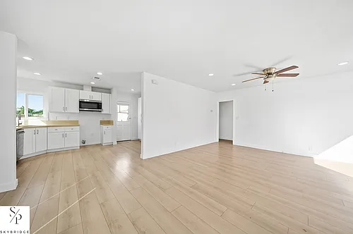 8603 Donovan St Photo 1