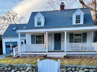 25 Woodward Ave, Reading, MA 01867