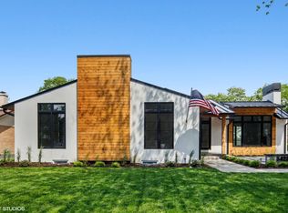 5423 Woodland Ave, Western Springs, IL