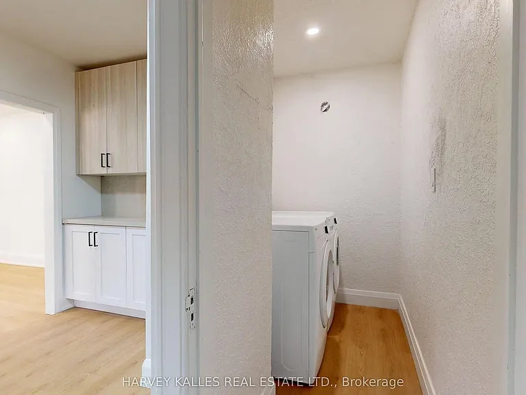 1216 Avenue Rd #2 — Photo 13