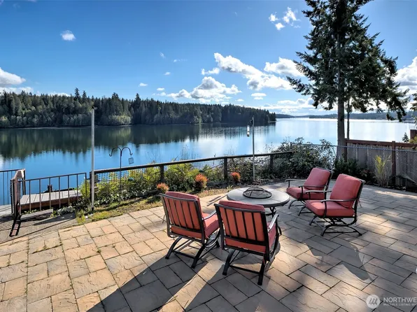 240 E Orchard Beach Drive, Grapeview, WA 98546