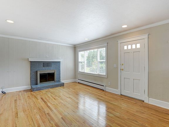 3rd image of 1104 N 30th St