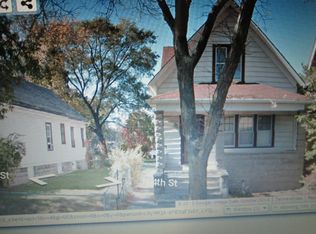 2925 N Vel R Phillips Ave, Milwaukee, WI 53212