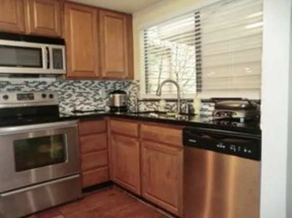 8407 18th Ave W APT 11-104, Everett, WA 98204