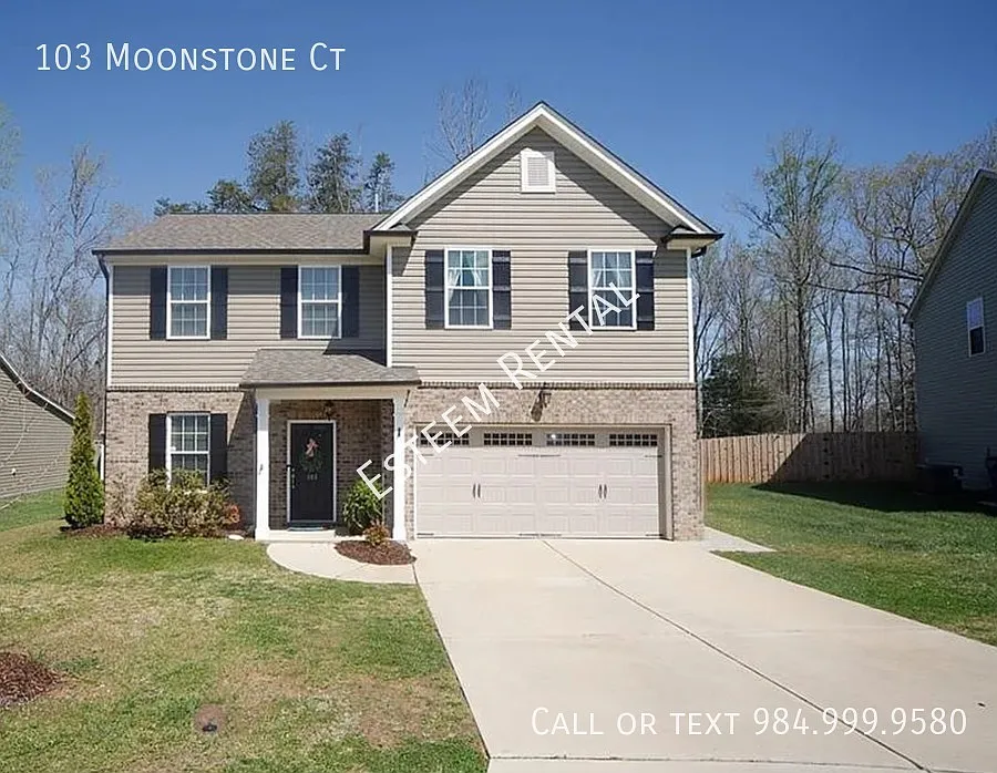 3 bed, 2.5 bath, 2075 sqft, $2,095 — Photo 1