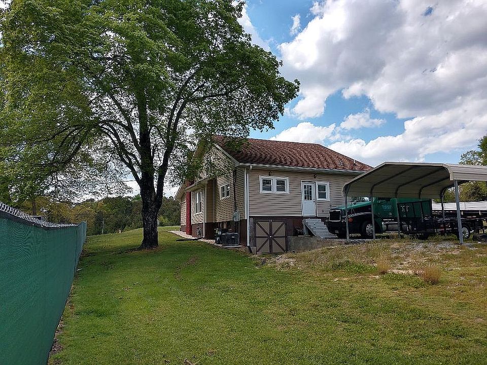 2nd image of 134 Fairgrove Rd