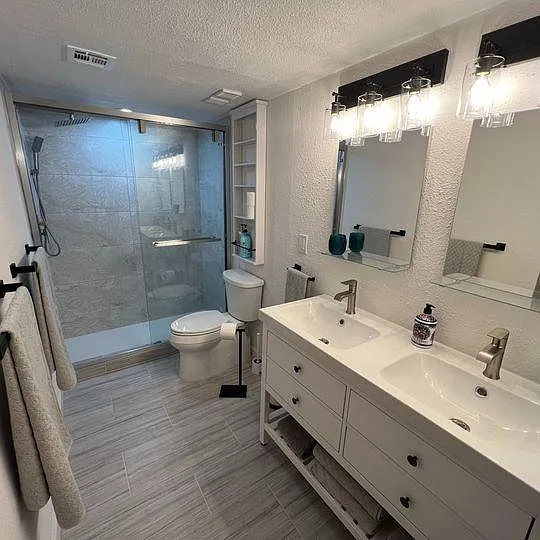 Large bathroom, double sinks and walk in shower