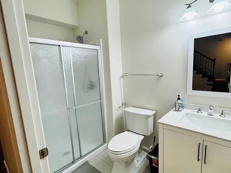 4318 S 198th St — Photo 33