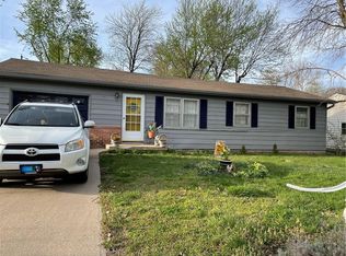 204 W South St, Spring Hill, KS 66083