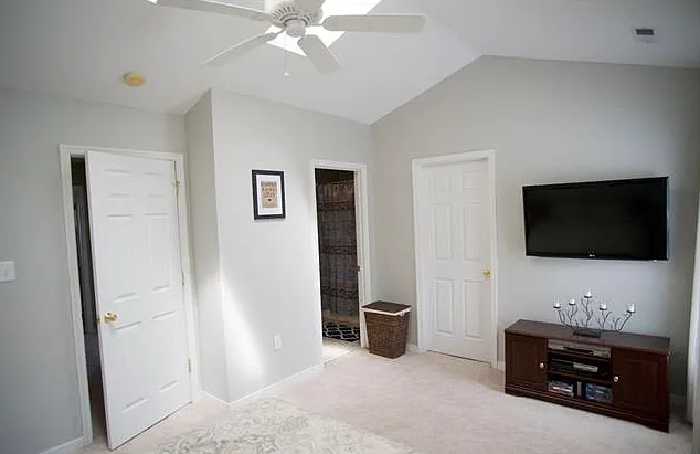 10715 Mountain Ash Dr — Photo 12
