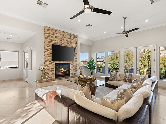 5th image of 1635 Liege Dr #1