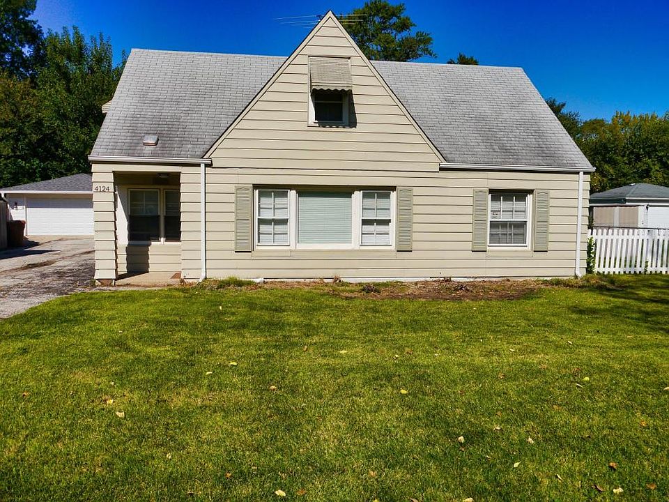 1st image of 4124 W 99th Pl