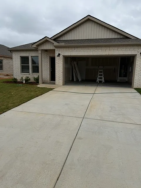 16842 Orleans Dr