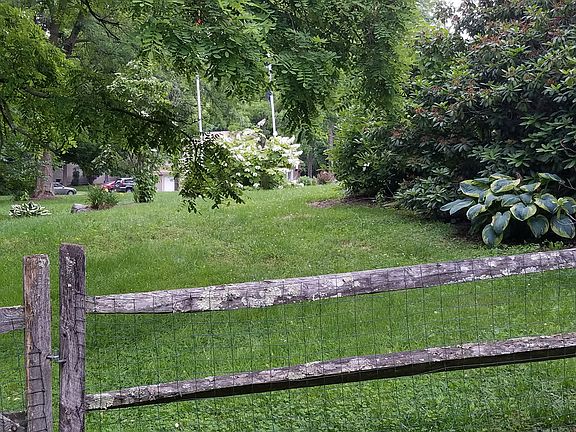 4th image of 20702 Oriole Cir