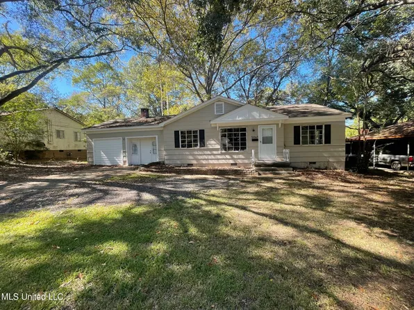 5041 Woodmont Dr, Jackson, MS 39206
