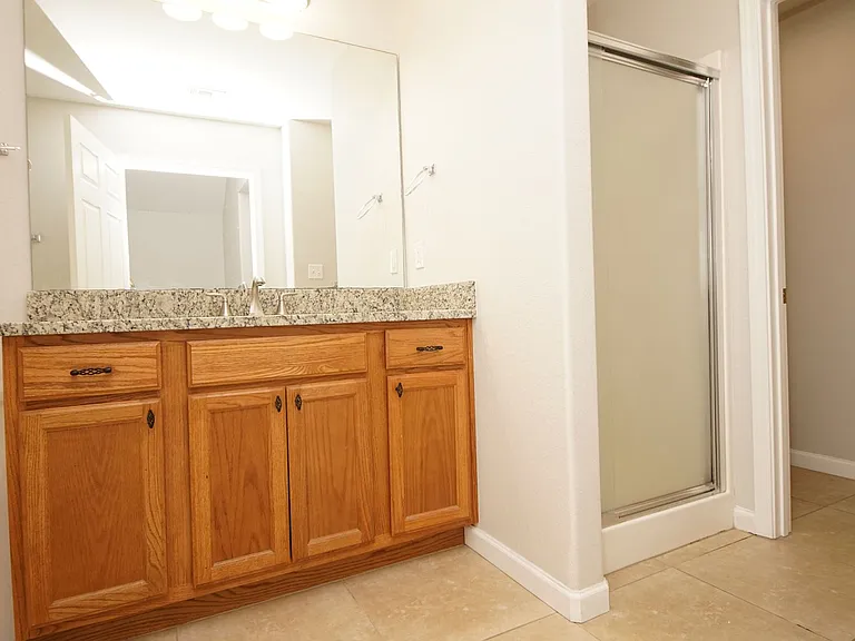 125 Farrah Ave — Photo 29