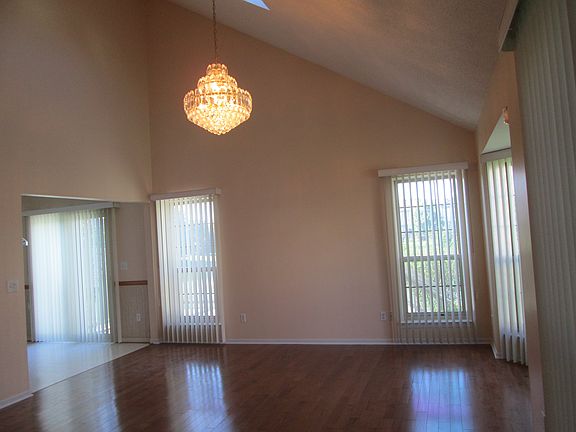 5th image of 41464 White Tail Ln