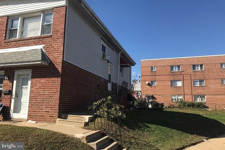 2nd image of 10030 Bridle Rd