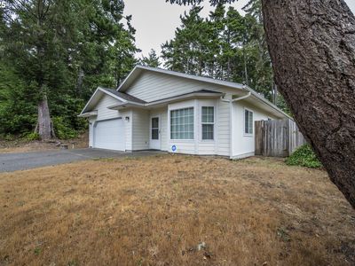 903 Chickses Dr, Coos Bay, OR, 97420