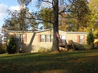 174 Burleson Dr, Crab Orchard, WV 25827