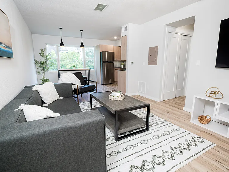 102 E Healey St #205 — Photo 9
