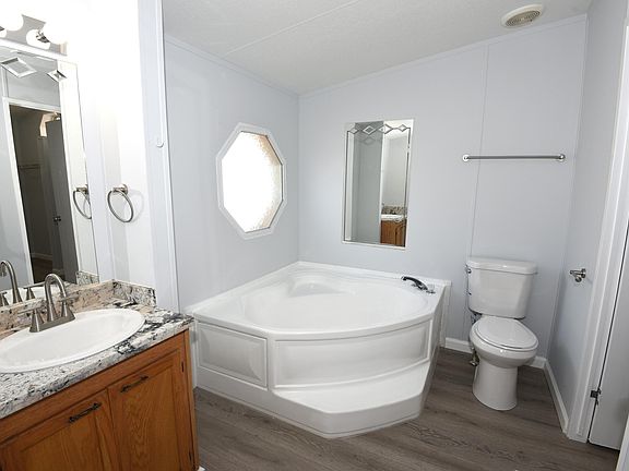 3rd image of 1181 Los Cristantemos Ct SE