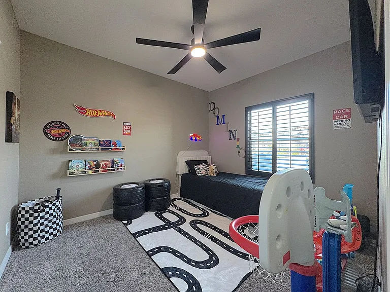 809 Angram Pl — Photo 17