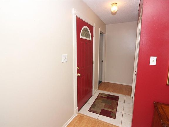 4th image of 1350 Park Dr