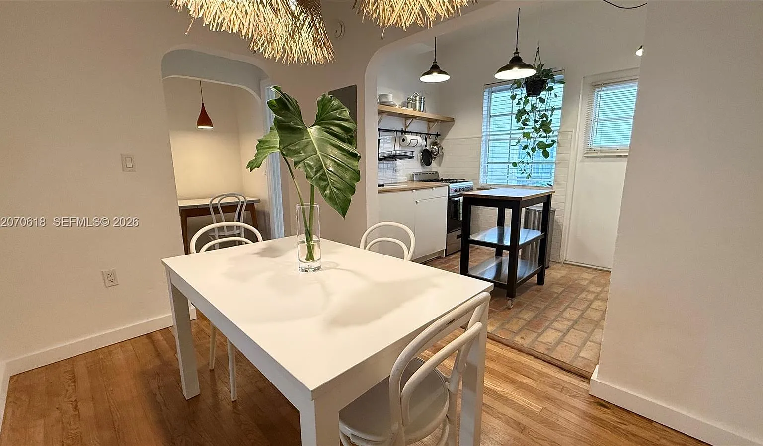 The Vintage East Condo — Photo 3