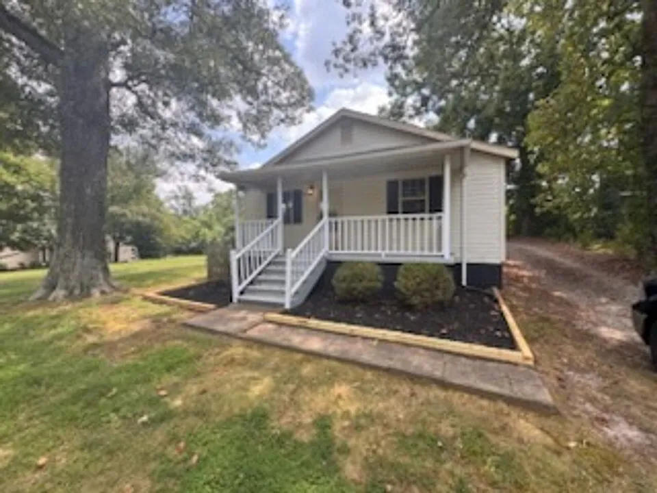 306 E Texas Ave