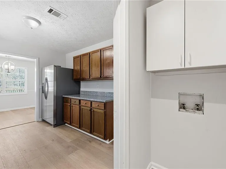 201 Colony Springs Dr — Photo 17