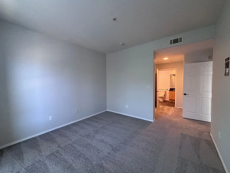 2820 Sawtelle Blvd — Photo 75