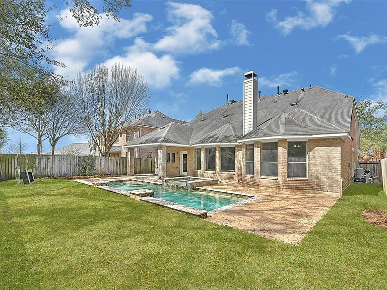 21327 Pennshore Ln — Photo 30