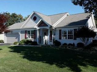 16 Parliament Cir #PVT, Rochester, NY 14616