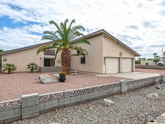 3rd image of 10637 S Del Vista Dr