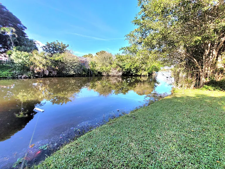 1328 Waterway Cove Dr — Photo 23
