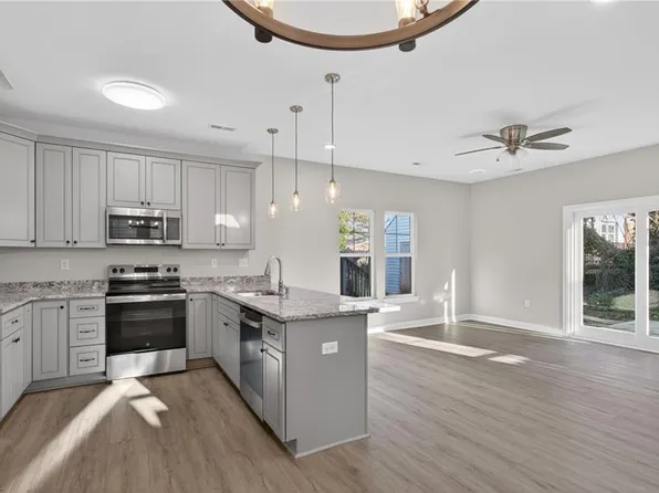2519 Markham St, Portsmouth, VA 23707
