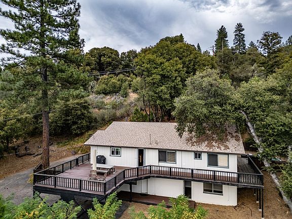 2nd image of 51591 Ponderosa Way