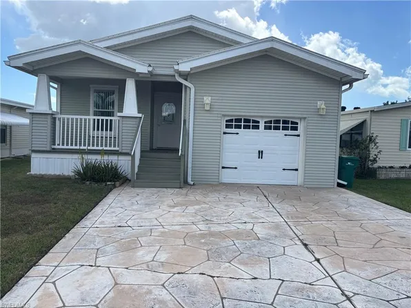 12 Aquamarine AVE #12Q, NAPLES, FL 34114