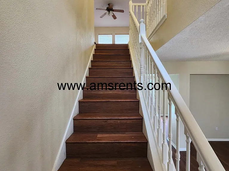 4036 Meadowlark Dr — Photo 22