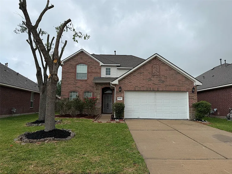 6826 Pheasant Oak Dr — Photo 1