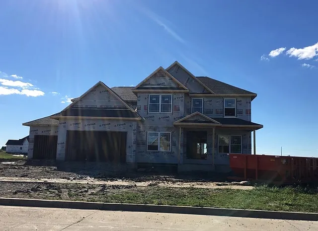 1409 English Oak Dr photo 1