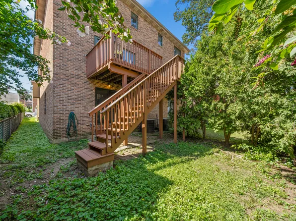 229 Franklin Avenue image 26 of 27