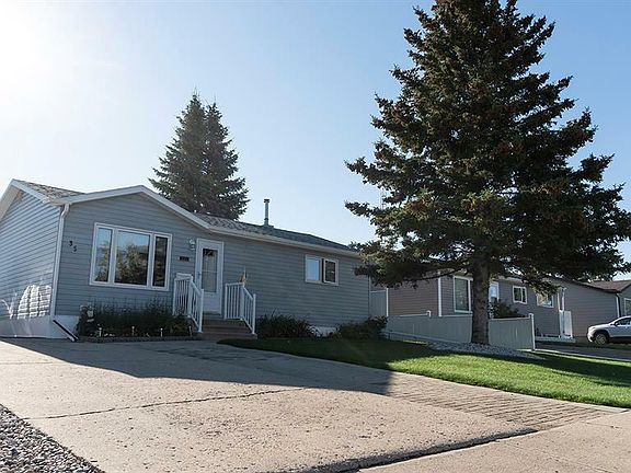 2nd image of 35 Clarewood Cres