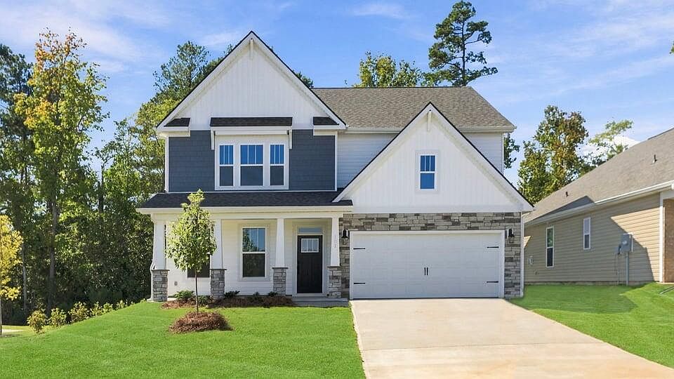 1st image of 101 Cloverdale Way