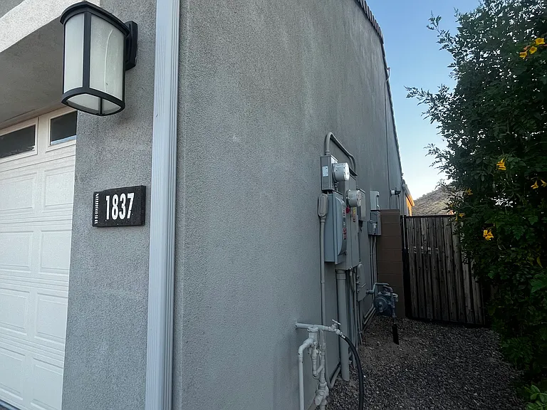 1837 E Saguaro Park Ln — Photo 14