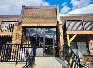 721 Tipperary Ct APT 1A, Schaumburg, IL 60193