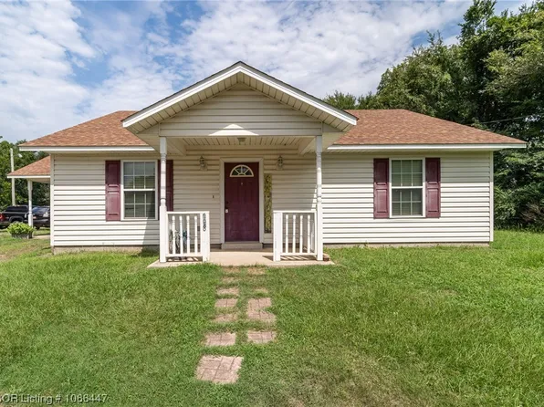 708 Bayless, Wister, OK 74966